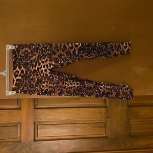 K Deer cheetah Yoga leggings